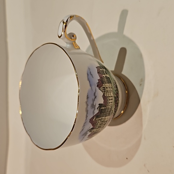 Royal Grafton tea cup and sauce - Picture 3 of 8